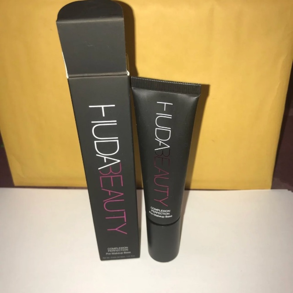 Huda Beauty face Primer